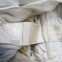 Cremefarbiges Seidenkleid Prinzessin Wied