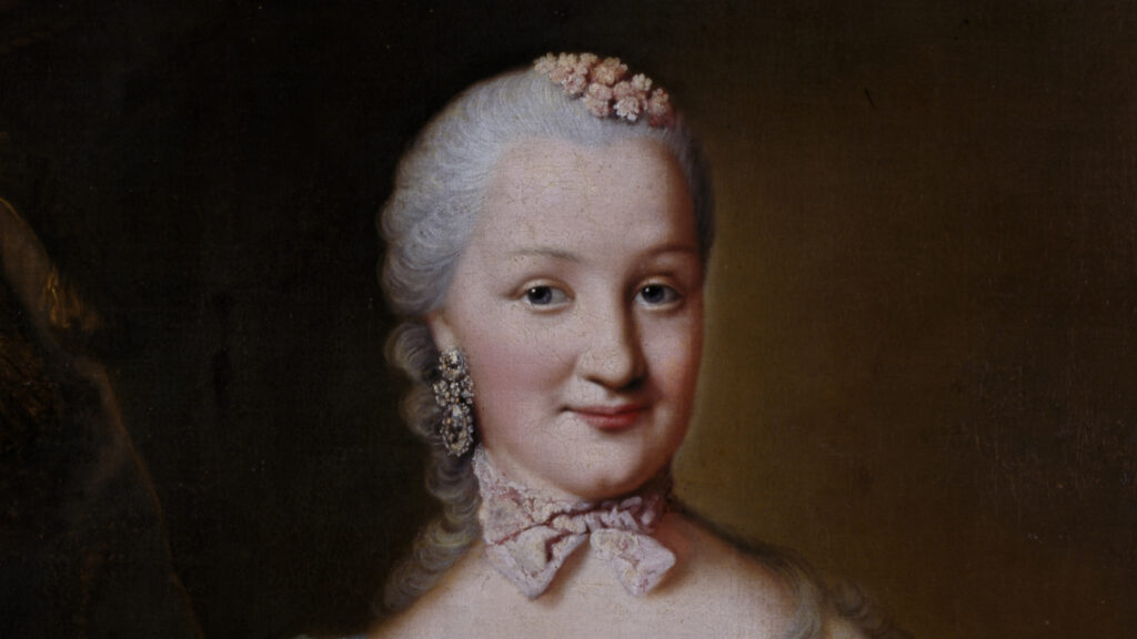 Detail eines Gemäldes: Das Gesicht einer lächelnden Frau